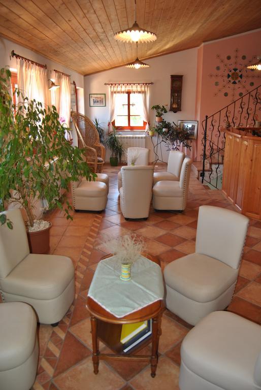 Tourist Farm Dujceva Domacija Villa Vremski Britof Exterior photo