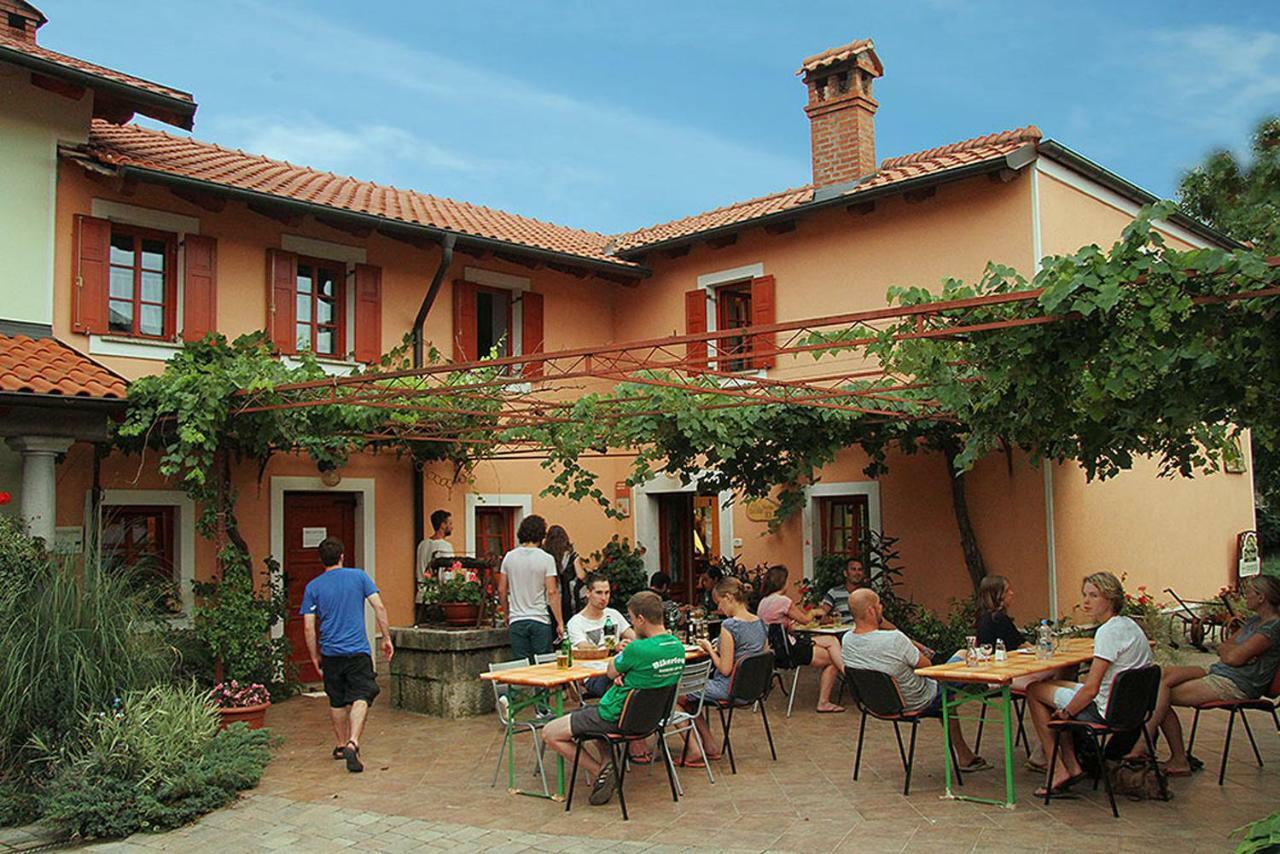 Tourist Farm Dujceva Domacija Villa Vremski Britof Exterior photo